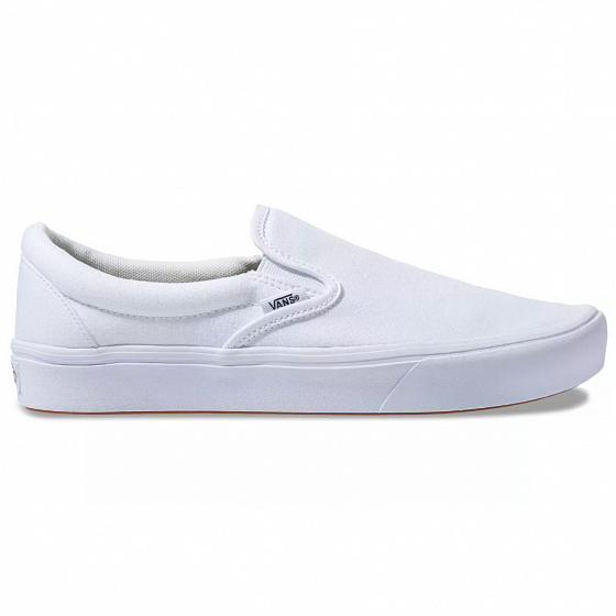 vans comfycush white slip ons