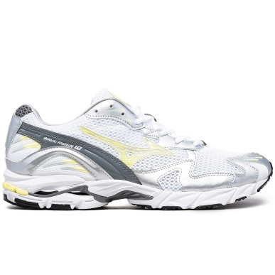 Mizuno black store and white